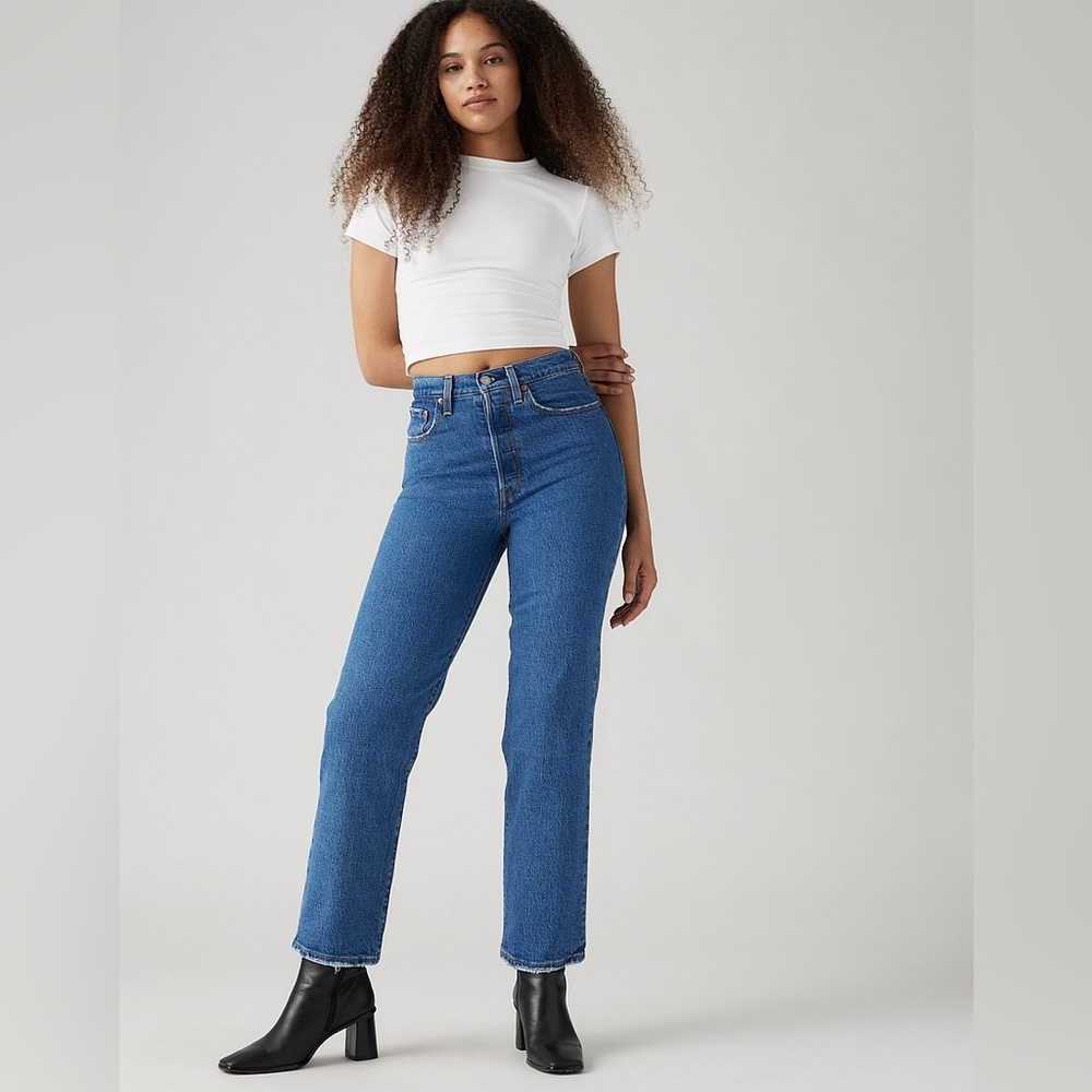 Levi’s Ribcage Straight Denim Jeans